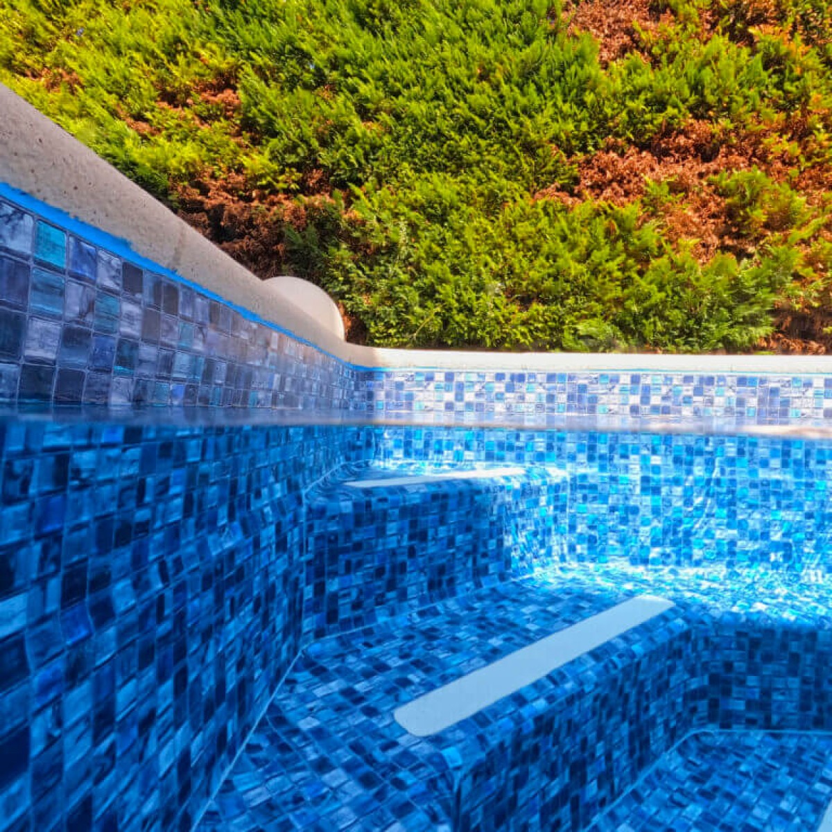 Пленка для бассейна ПВХ CGT Alkor AQUADECOR PF4000 Skyline Mosaic Pearl 1,5мм 25х1,65м (41109100)